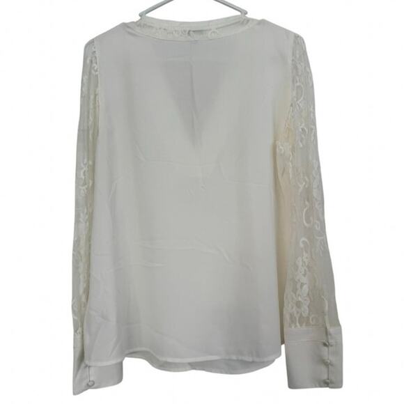 Express Women's Cream V Neck Long Sleeve Lace Arms Pullover Blouse Size Medium - Picture 2 of 9